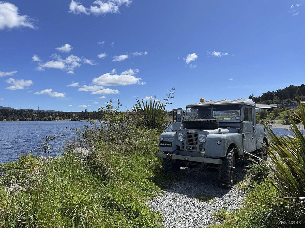 1955 Land Rover 107 in Nelson 10
